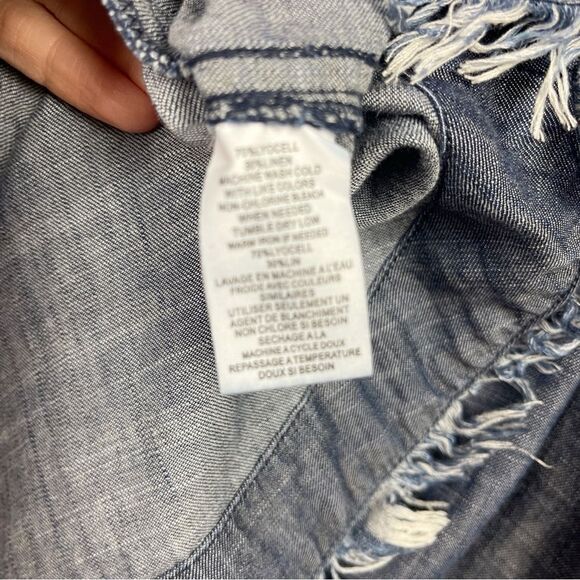 Trina Turk Rosetta Frayed Chambray Shirtdress Size 8 - Picture 4 of 8